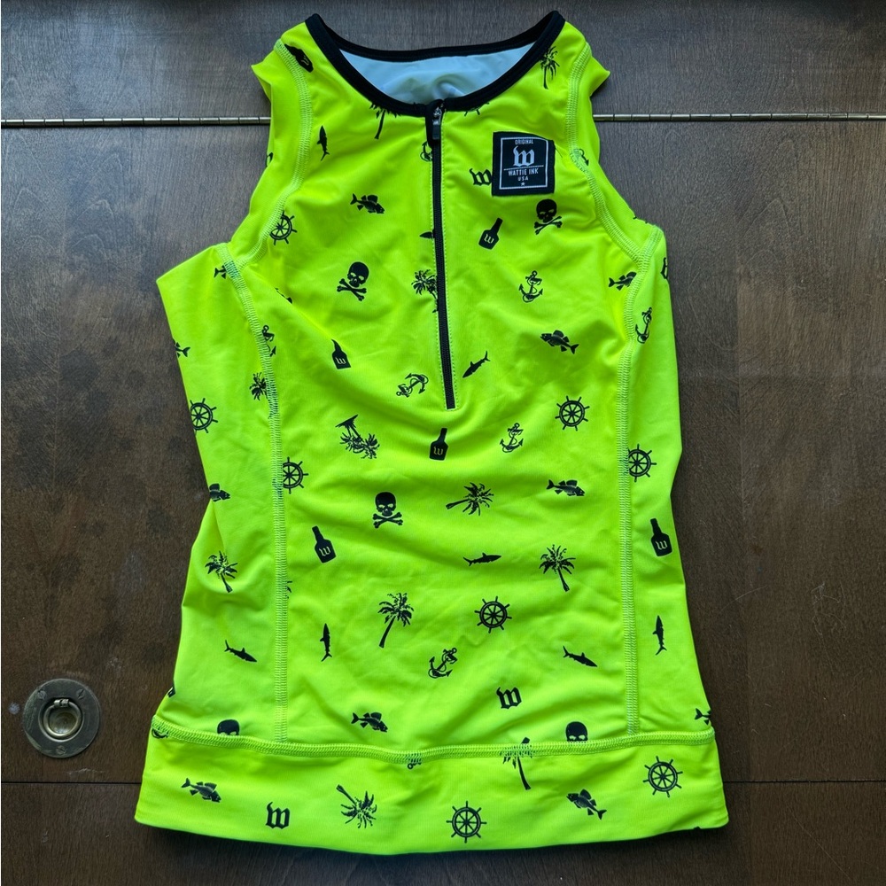 XS neon Wattie Ink sleeveless cycling/triathlon top.